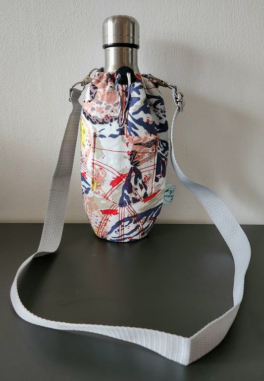 ABSTRACT PRINT WATER COOLER WITH DETACHABLE AND ADJUSTABLE STRAP