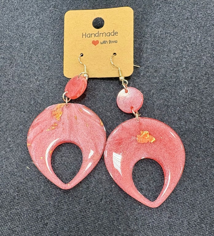 Pink teardrop resin dangle earrings