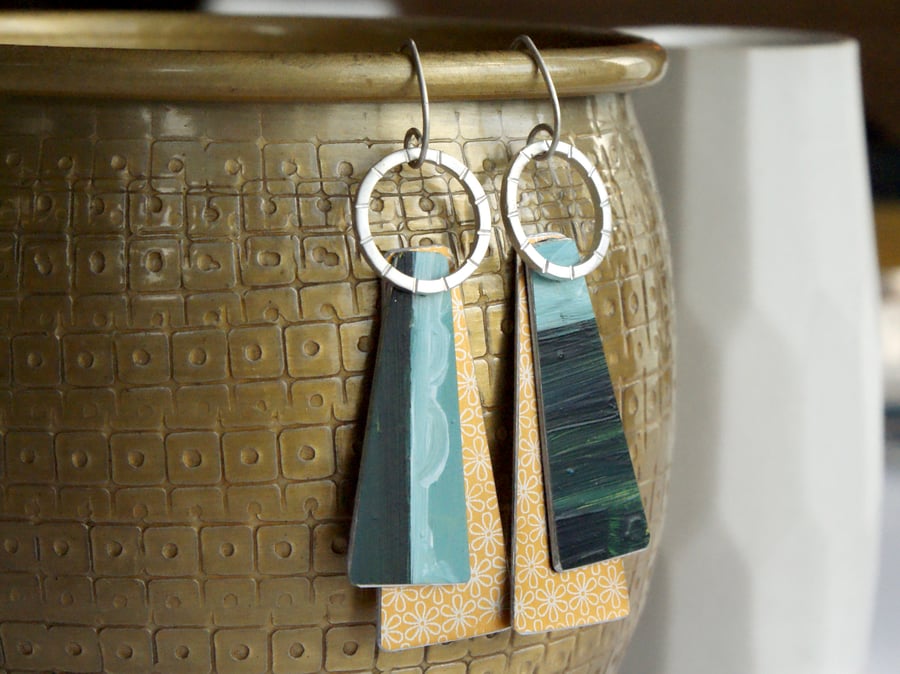 Painted dangly earrings turquoise & yellow