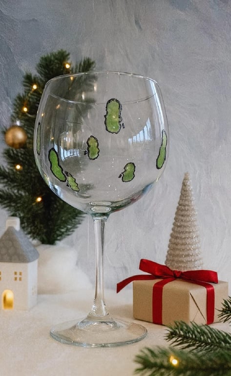 Isle of Arran Hand-Painted Gin Glass — Scottish Coastal Design