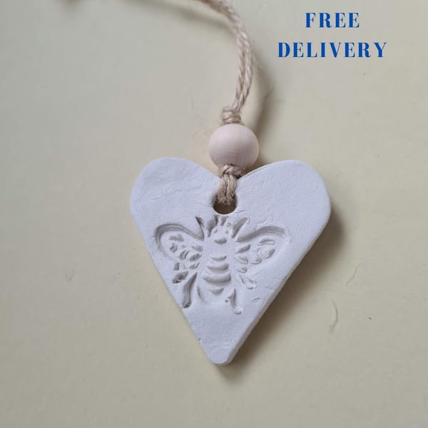 Clay bee hanging decoration gift tag easter tree home decor