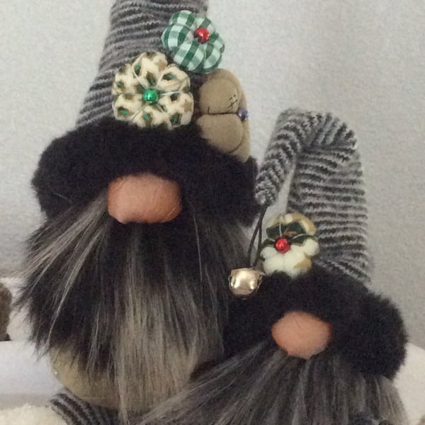 Christmas Grey Hat Gnome duo