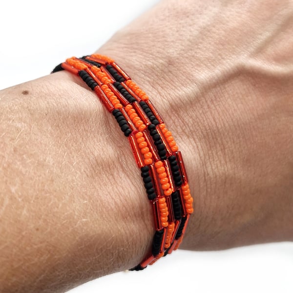 Orange and black autumn halloween vibes beaded bracelet