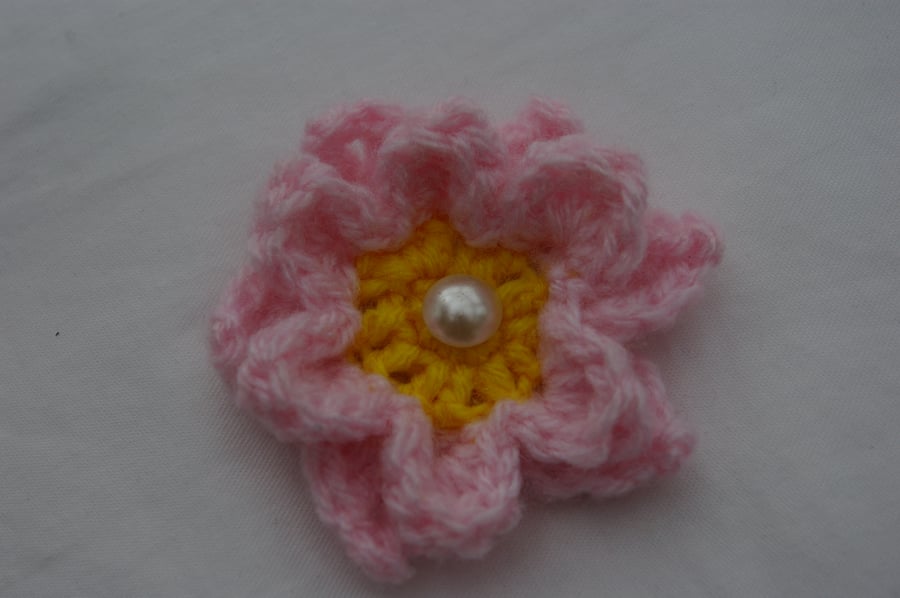 Brooch Small Pink Flower Crochet Brooch