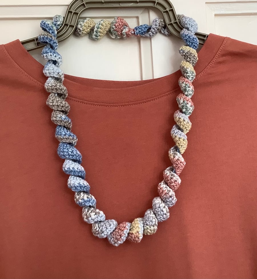 Long knitted necklace