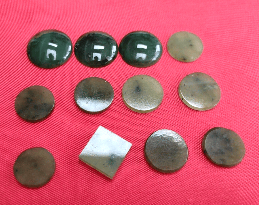 12x Green NEPHRITE Round STONE for Jewellery Making