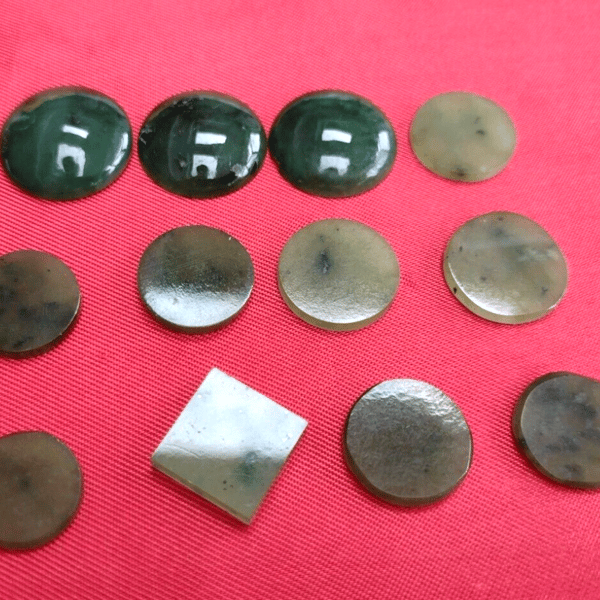 12x Green NEPHRITE Round STONE for Jewellery Making