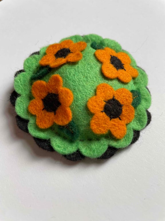 Black eyed Susan brooch Perfectly imperfect