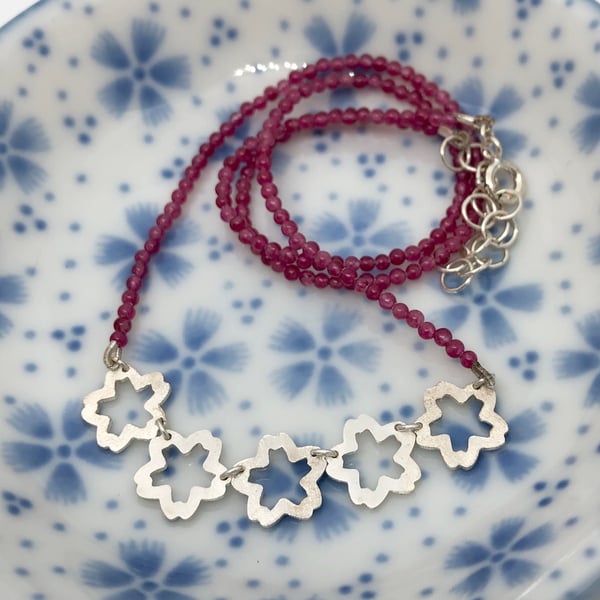 Sakura necklace with pink agate
