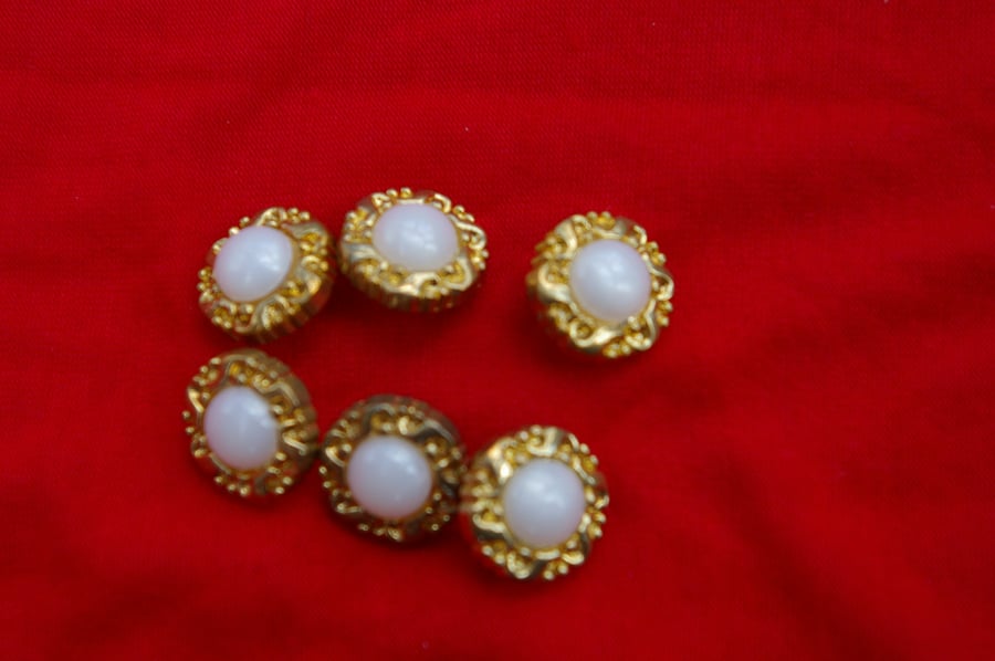 Buttons Six Vintage Pearlized White and Gold Buttons
