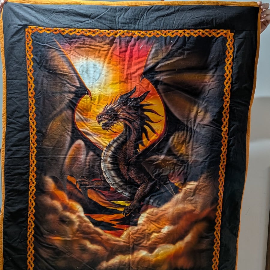 Dragon fantasy quilt 