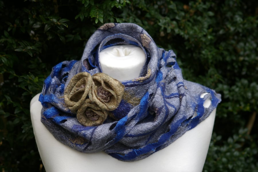 Handmade Merino Wool Felt Scarf