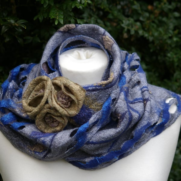 Handmade Merino Wool Felt Scarf
