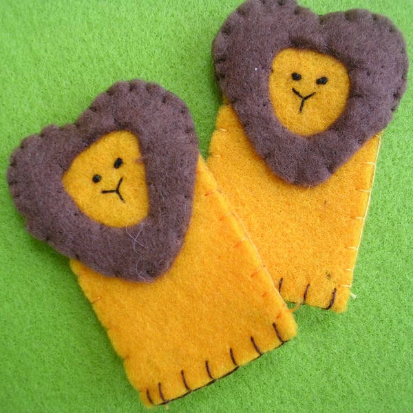 Handmade Felt Big Cat Lion Finger Puppet