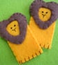 Handmade Felt Big Cat Lion Finger Puppet - Image 1