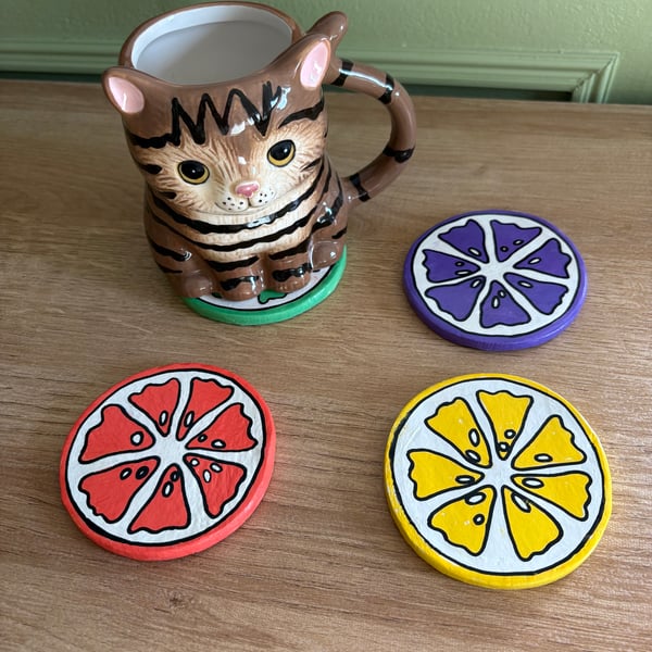 Coasters with fruit segment design (set of 4)
