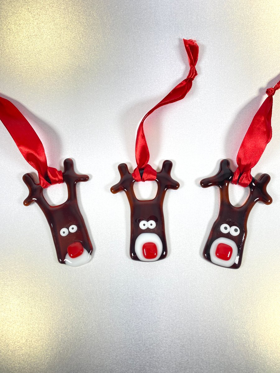 Fused glass rudolf the reindeer 