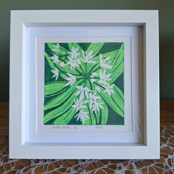 An original handprinted linoprint of wild garlic 