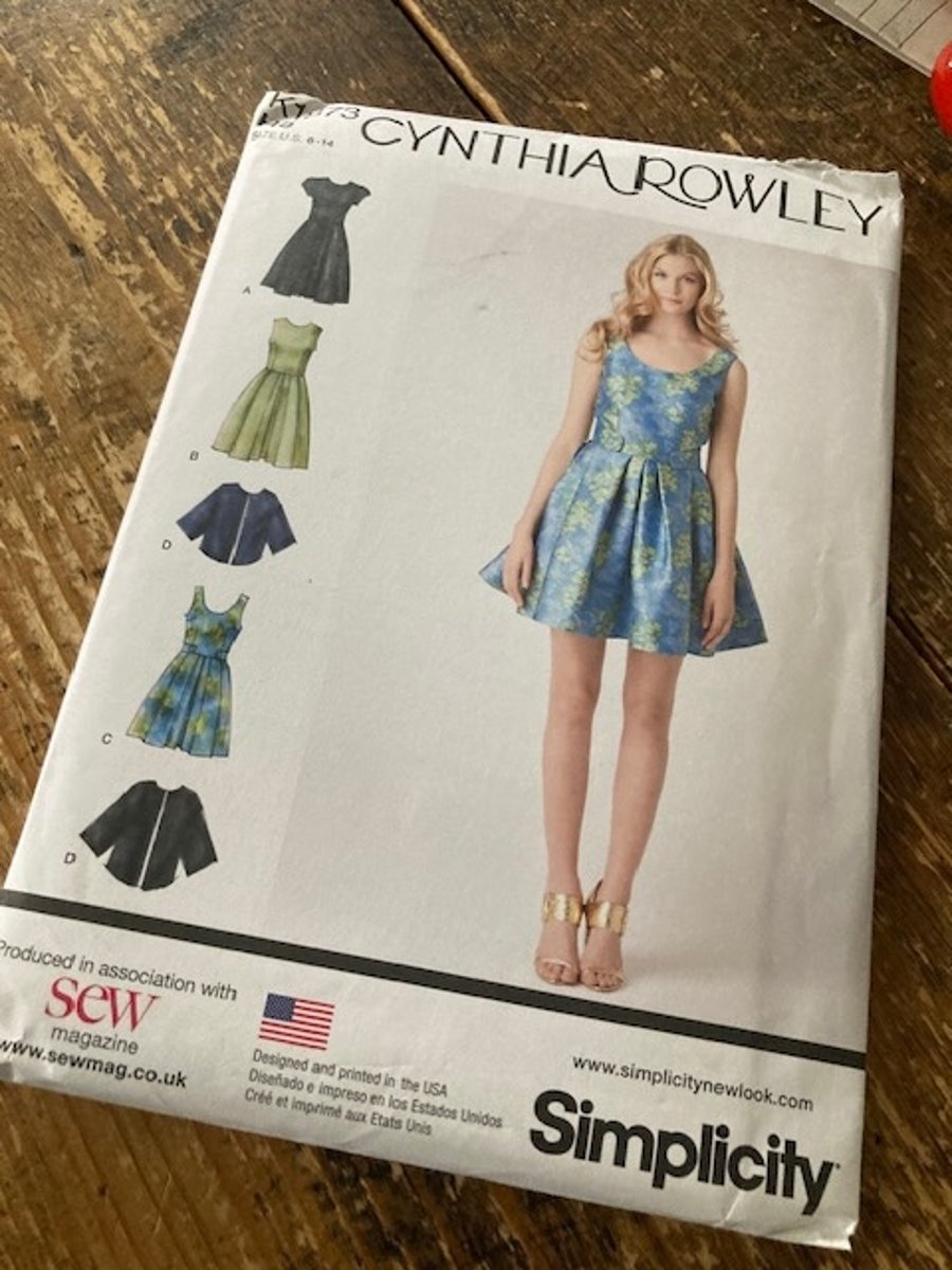 Simplicity Cynthia Rowley K1873 - Dress and Cape 6 - 14