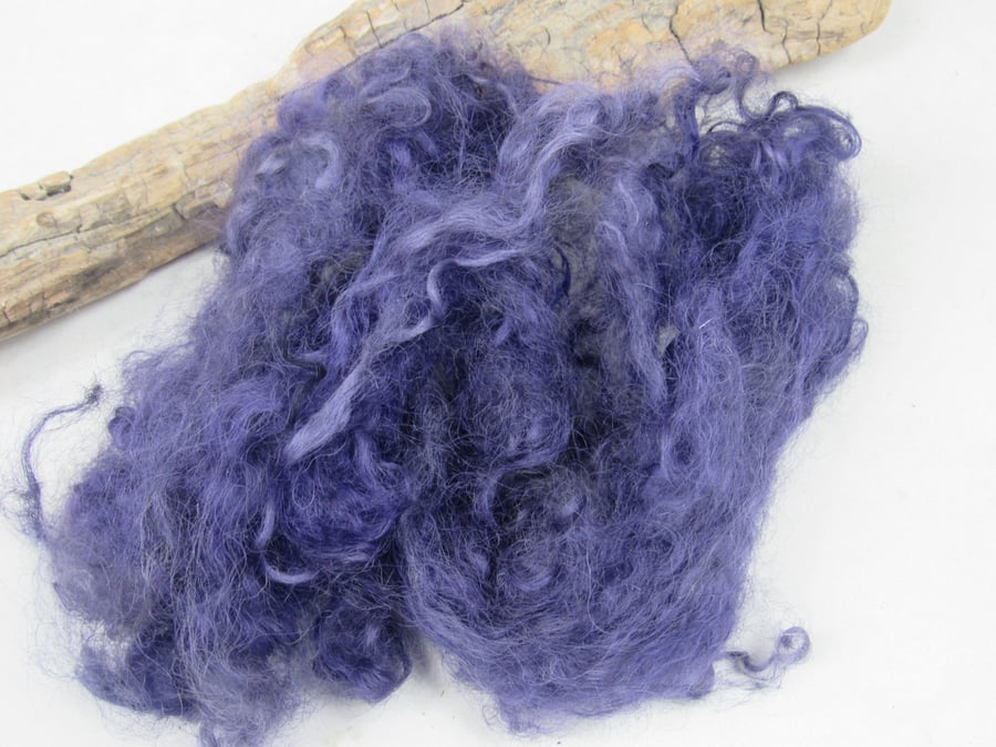 10g Naturally Dyed Logwood Purple Masham Felting Wool