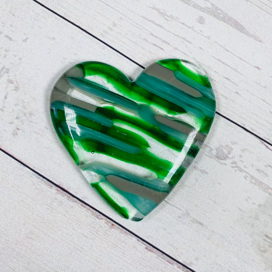 Cast glass heart 