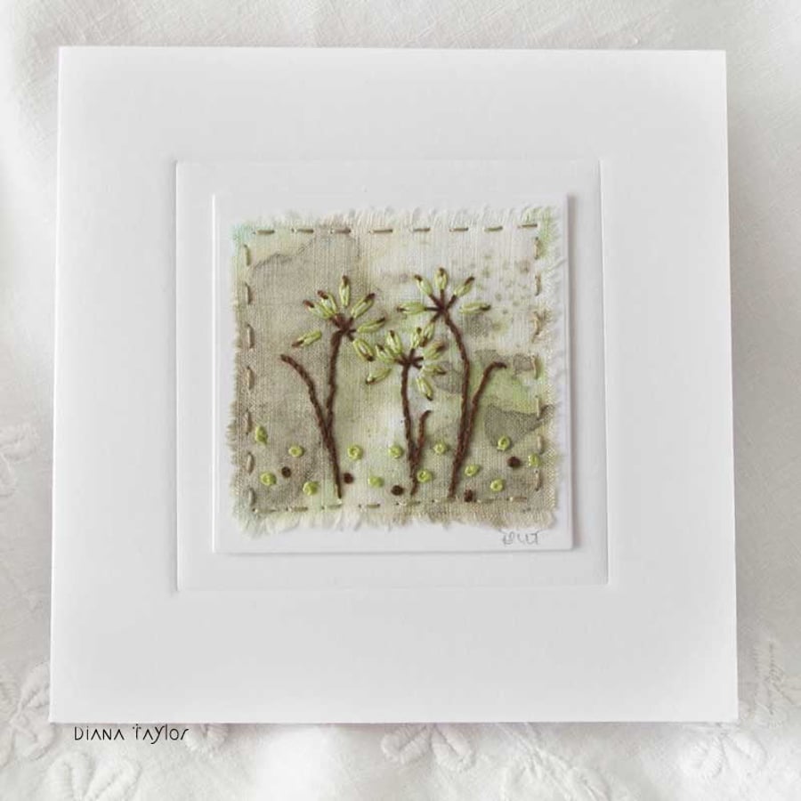 HAND EMBROIDERED GREETINGS CARD FLORAL