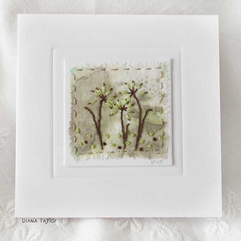 HAND EMBROIDERED GREETINGS CARD FLORAL