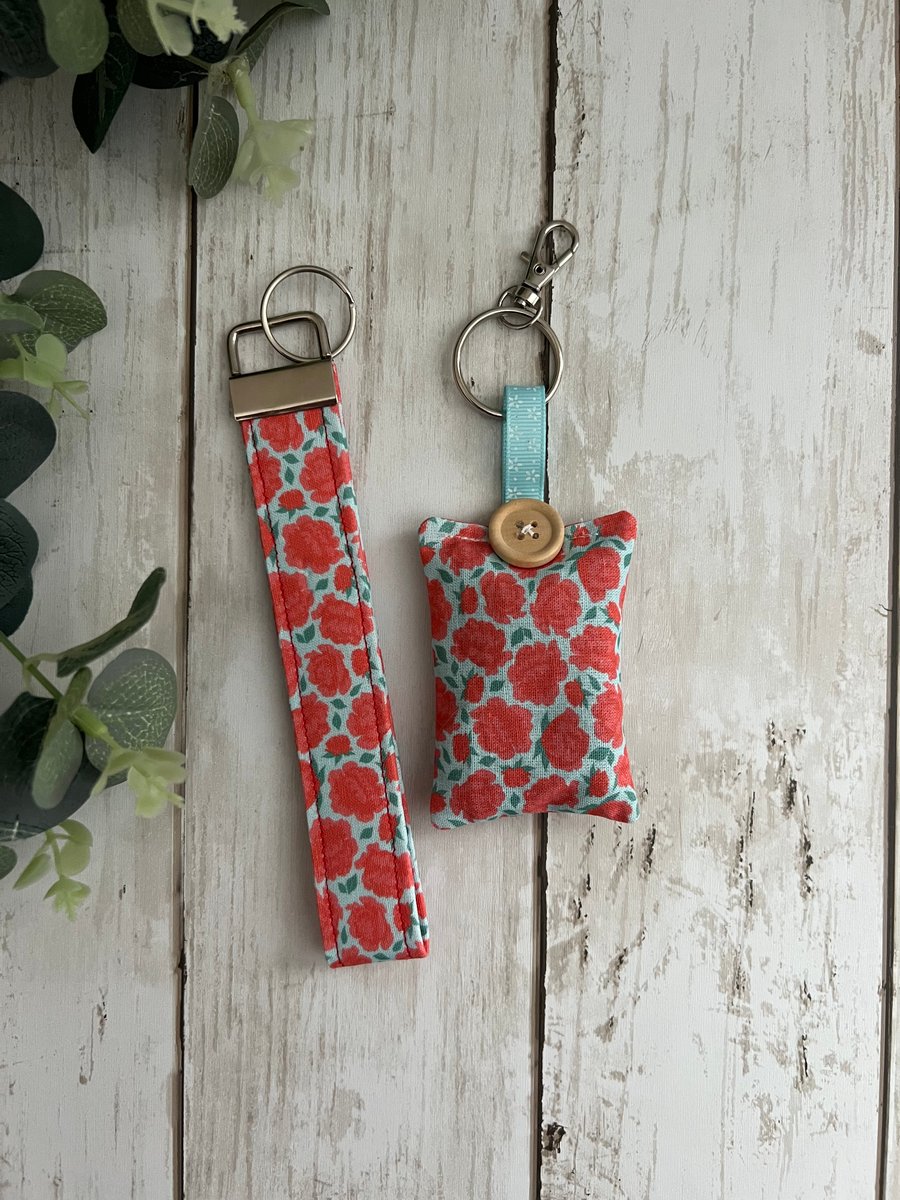 GIFT SET: Lavender Filled Key Ring & Wristlet Fob, Red Rose Floral