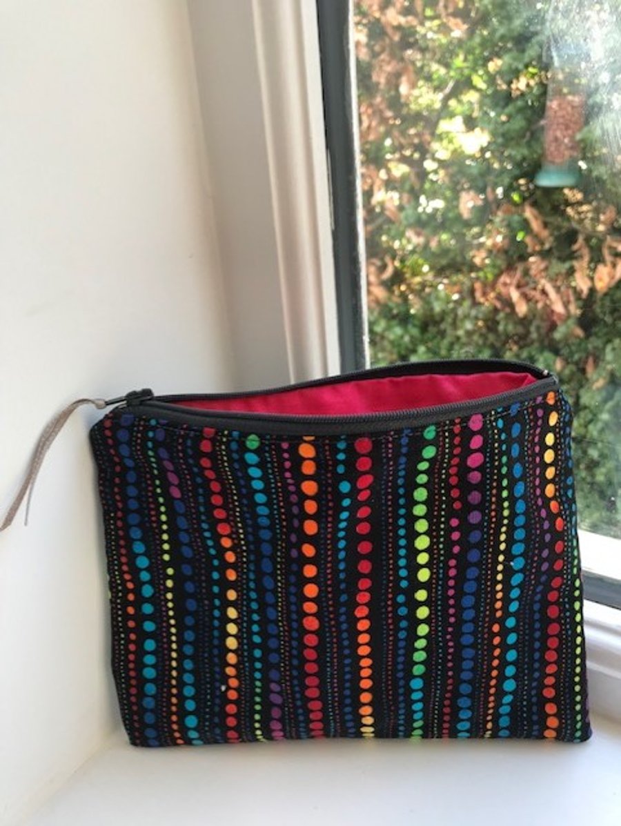 Reader's Pouch (Glasses not included)