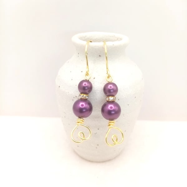 Pearl Earrings Love Heart Design