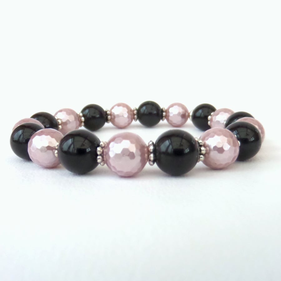 SALE: Black onyx & pink shell pearl stretchy bracelet