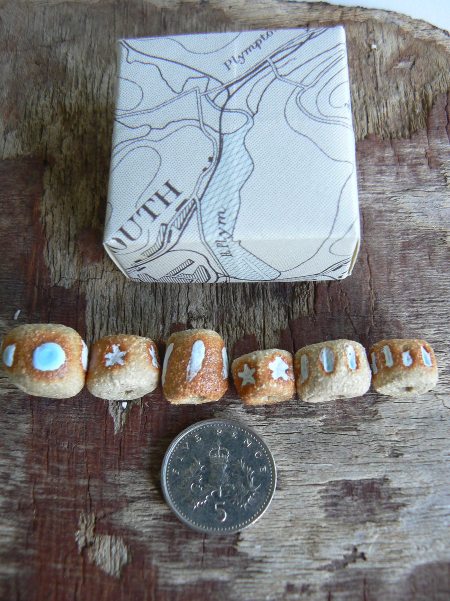 Stoneware Beads with Turquoise Pattern.