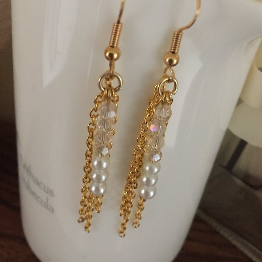 Gold crystal and Pearl earrings 