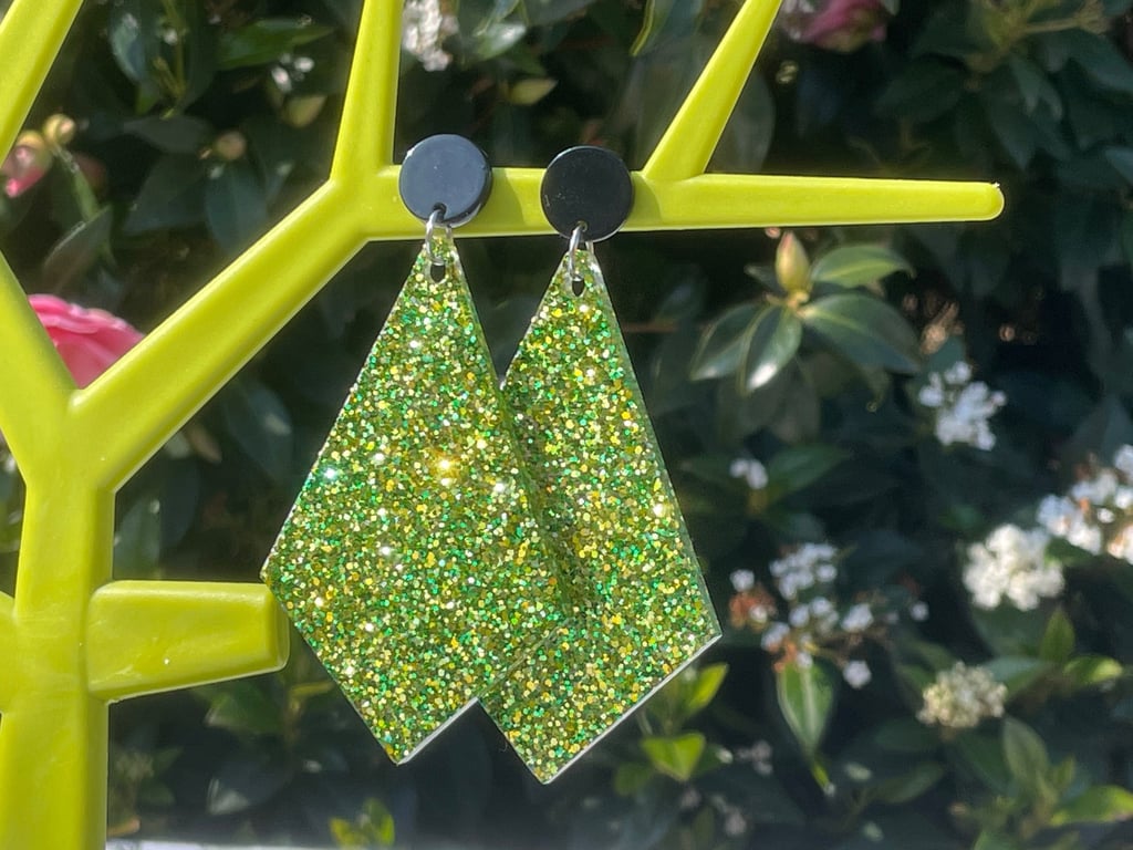 GLITTER RESIN KITE EARRINGS green black disco large