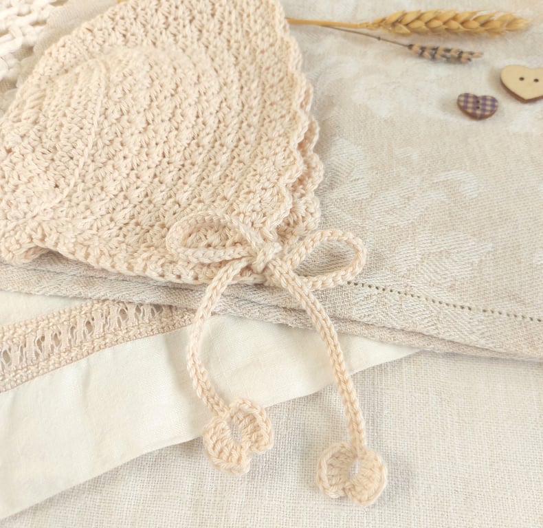 Organic cotton baby bonnet, 0-6 months