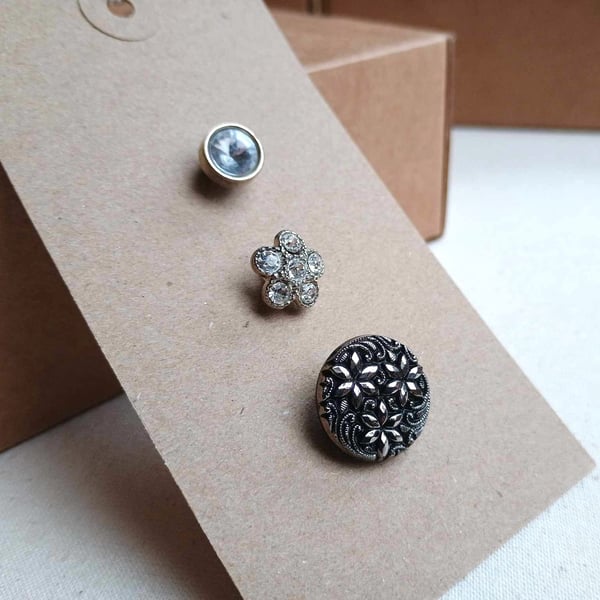 Diamante and silver buttons - retro preloved craft supplies