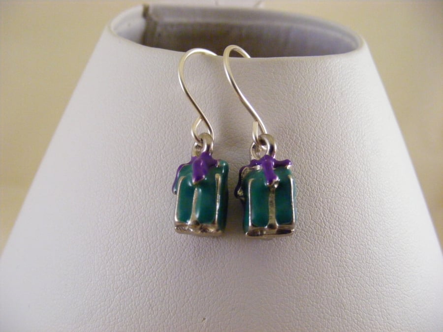 Green Christmas Present Earrings