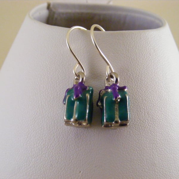 Green Christmas Present Earrings