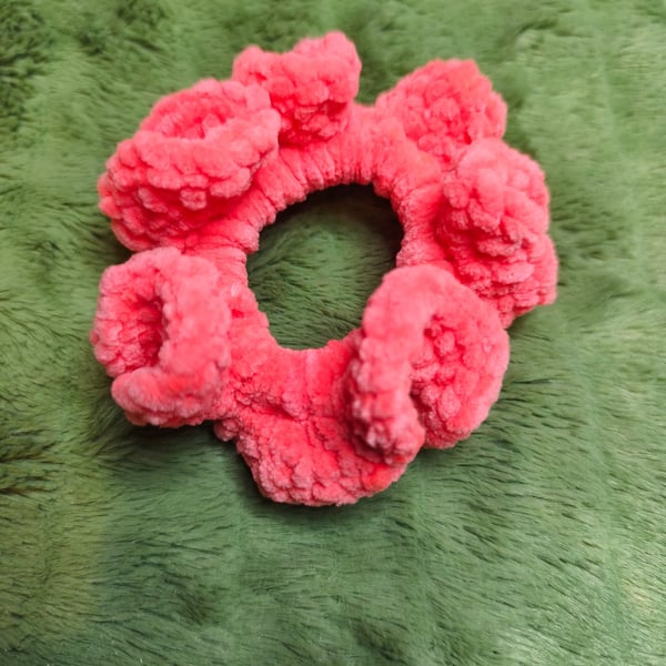 Luminous Coral Small Scrunchies Hair Tie