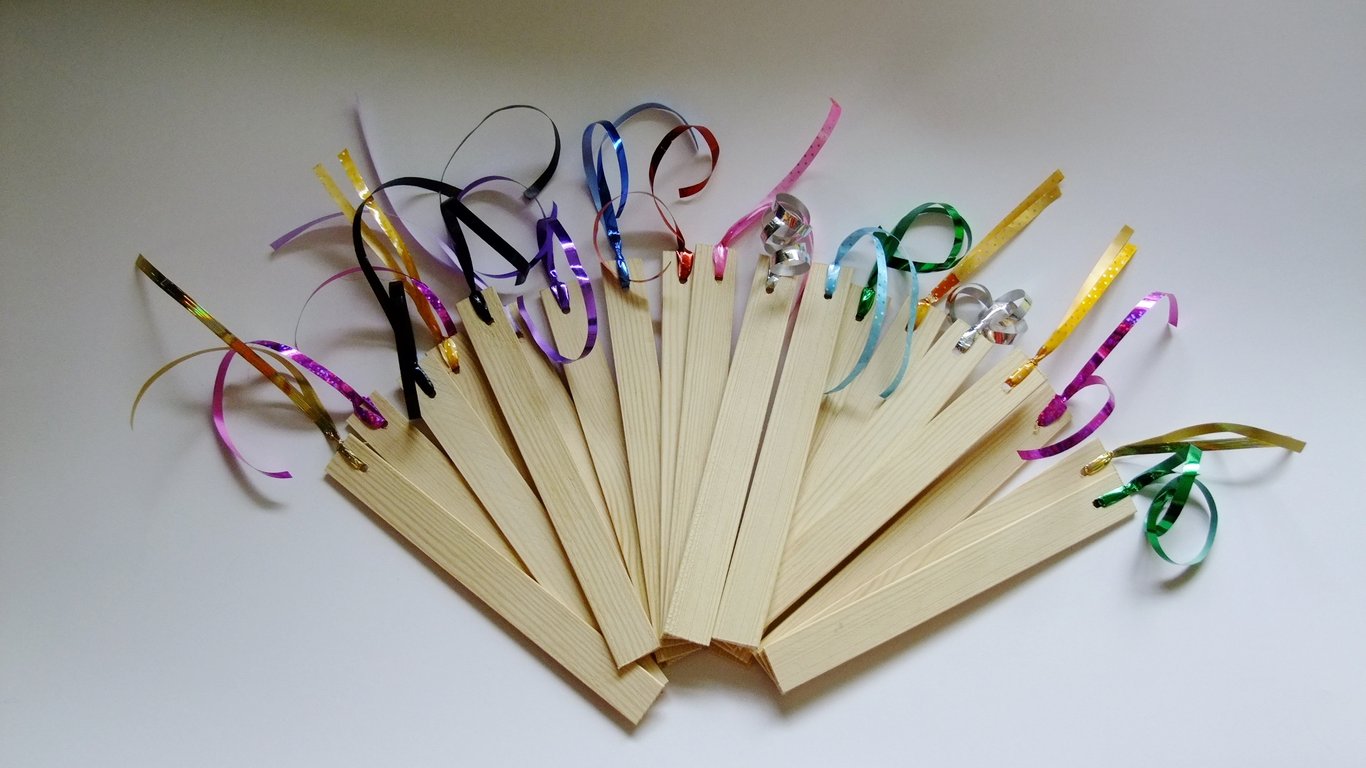 15 wooden hand made gift tags or labels for Christmas or birthday presents