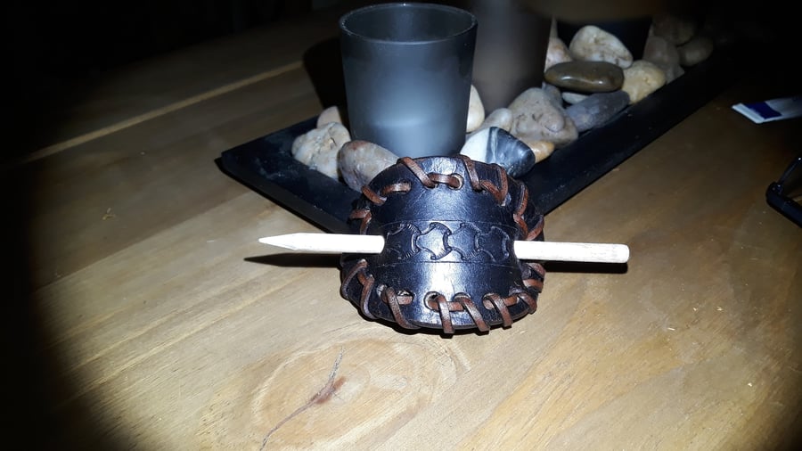 Ladies Leather Hair Barrette