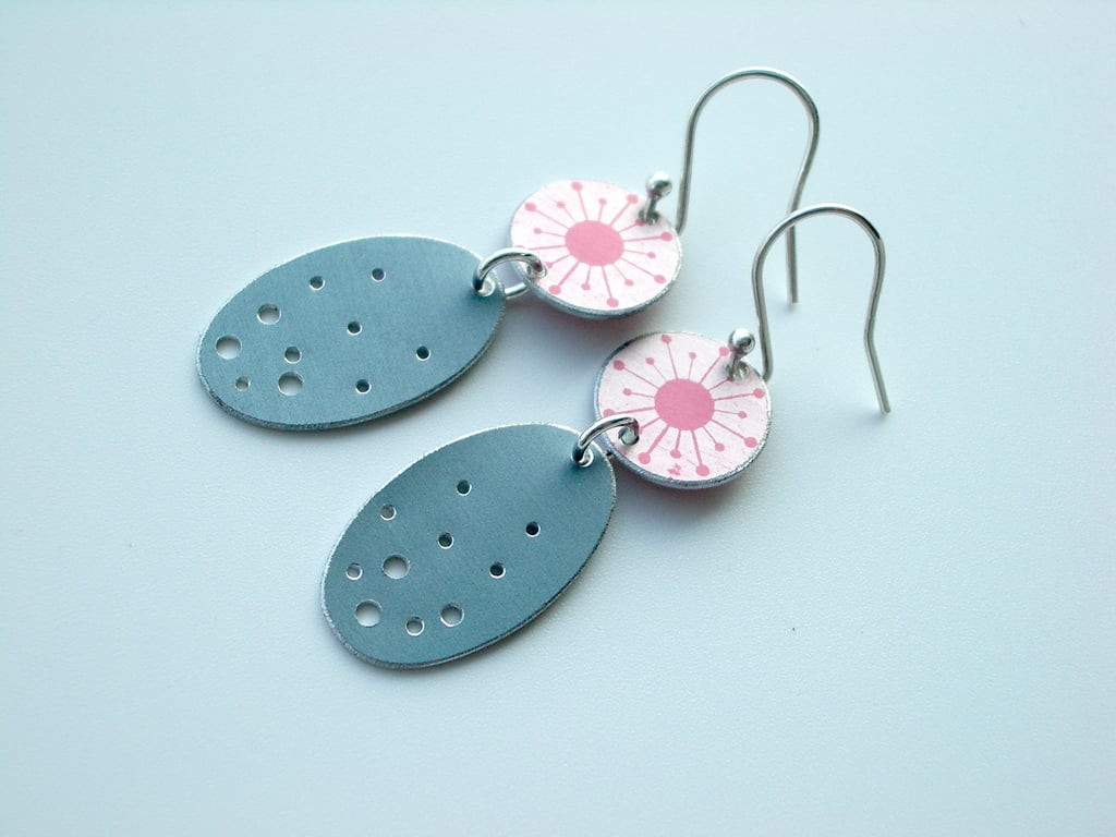 Starburst earrings in burgundy with grey ovals