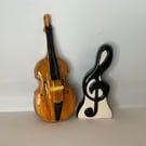 Double Bass and music note salt and pepper set.