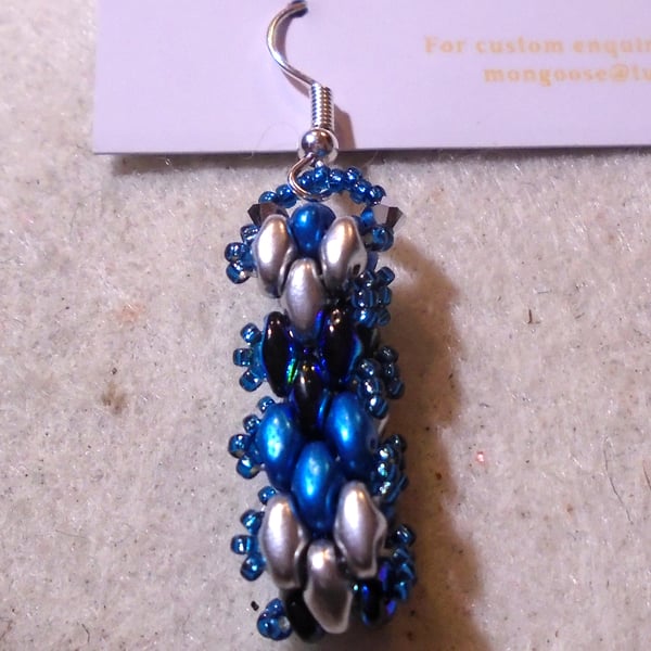 Brickwork-pattern bead earrings (customisable)
