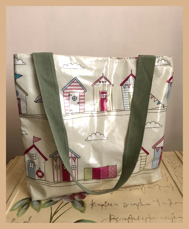 Oilcloth tote bag with recessed zip in Beach Hut design