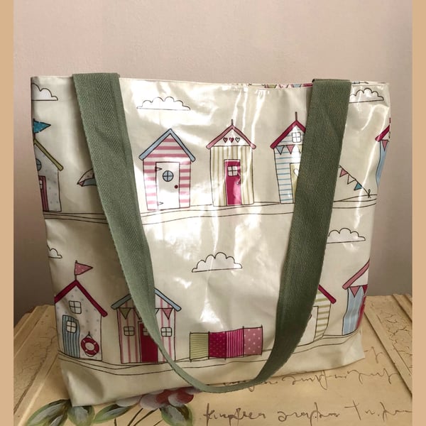 Oilcloth tote bag with recessed zip in Beach Hut design