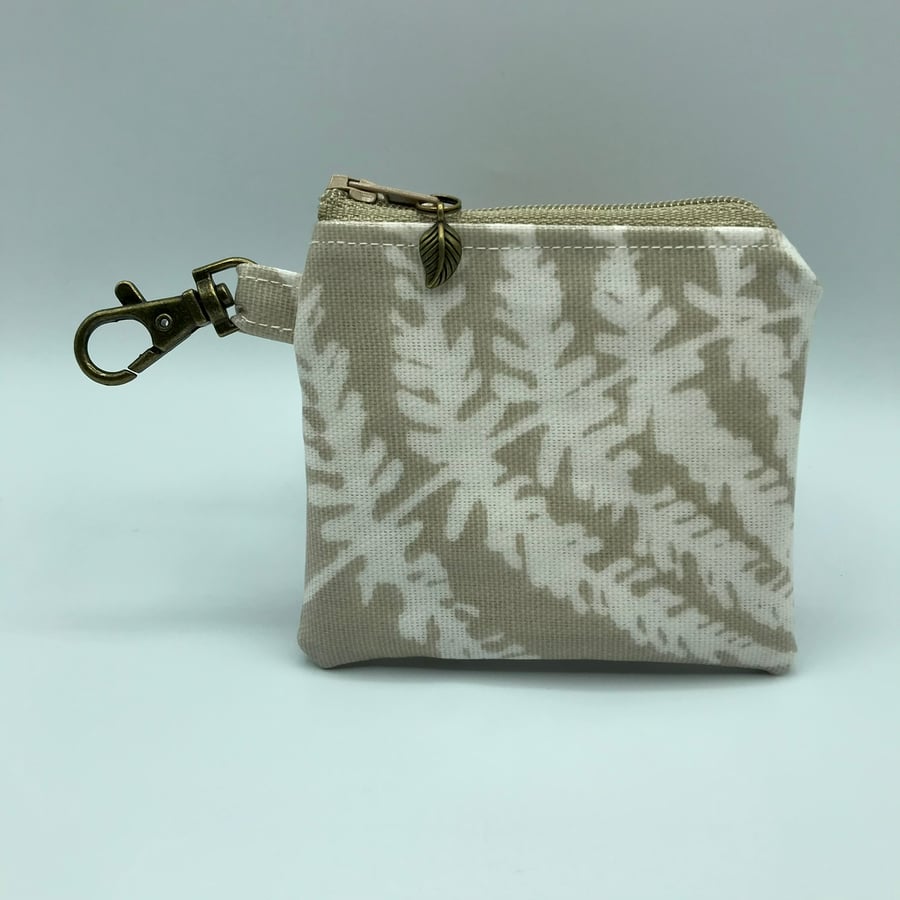 Beige Fern Oilcloth Coin Purse. Attachable. Zipped Pouch.