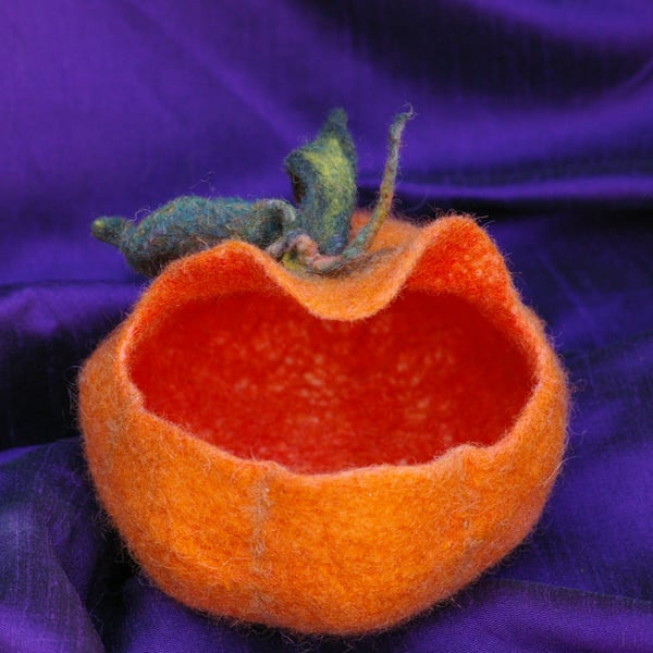 Handmade Felted Wool Pumpkin Bowl – Decorative Treat & Storage Basket