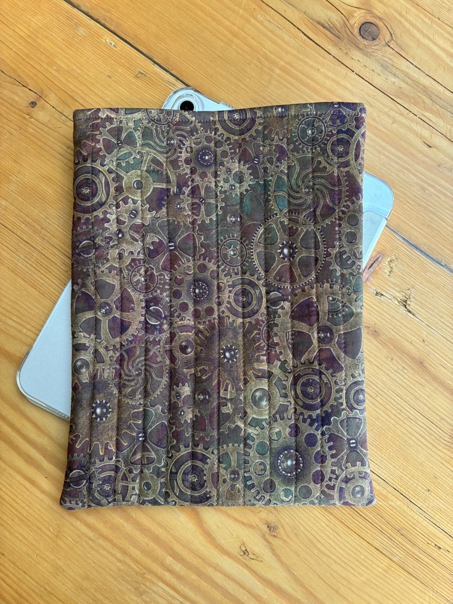 Steampunk Cogs Print Quilted Fabric I-Pad Sleeve 
