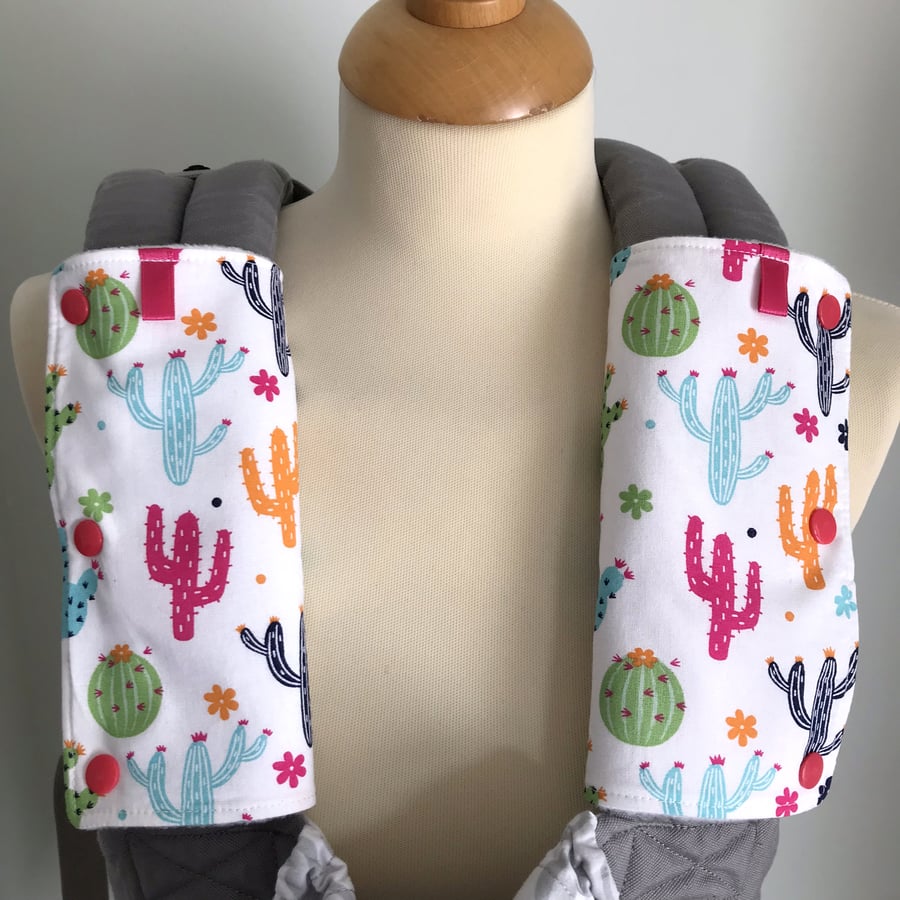 ERGO BABY CARRIER Drool Pads TEETHING PADS Strap Covers in Multi Cactus Cacti